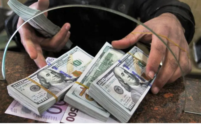 4 mechanisms to raise expatriate remittances to $35 billion annually - Al-Hiwar Al-Jazaeryia