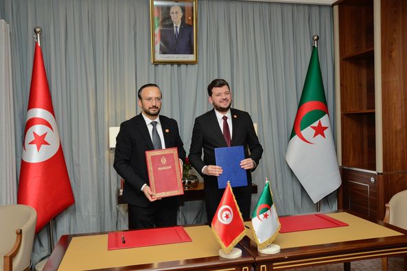 A memorandum of understanding between Algeria and Tunisia in the field of supporting emerging enterprises - the Algerian Dialogue