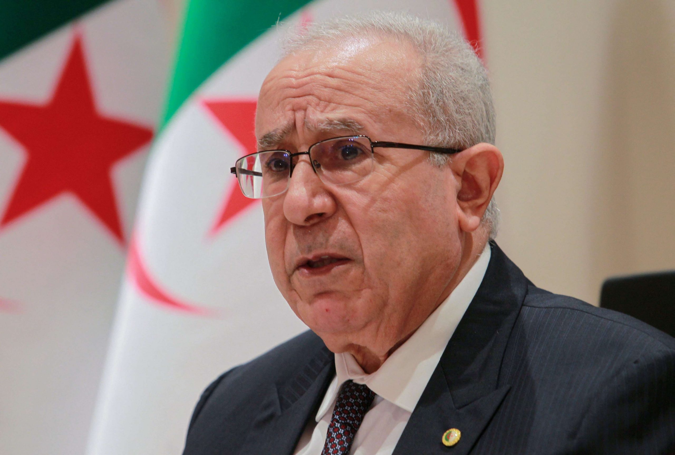 Lamamra offers condolences on the death of the fighter and former ambassador Othman Saadi - Al-Hiwar Algeria