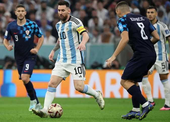Messi continues the Argentine dream in Qatar - Al-Hiwar Al-Jazaeryia