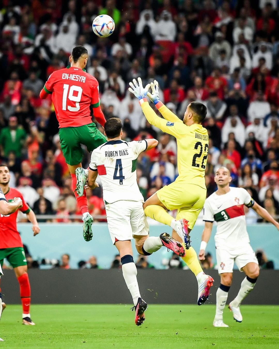 Morocco to the semi-finals - Al-Hiwar Algeria