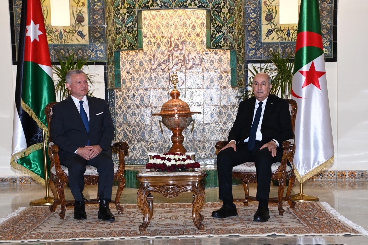 The Jordanian king in Algeria to restore economic paths to normal - Al-Hiwar Al-Jazaeryia