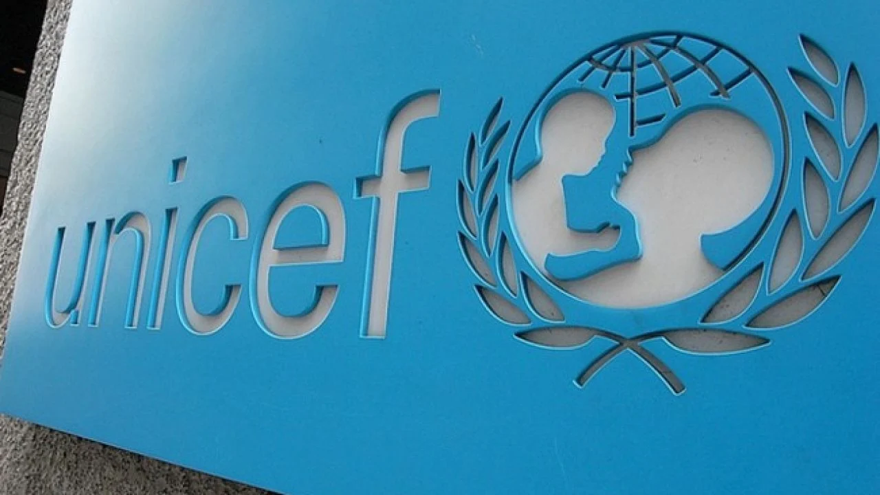 UNICEF warns...!  Algerian Dialogue