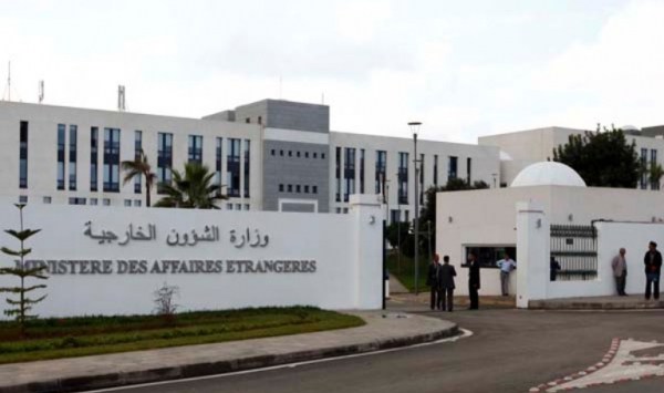 Algeria condemns the incident of tearing up a copy of the Noble Qur’an in The Hague in the Netherlands - Al-Hiwar Al-Jazaeryia