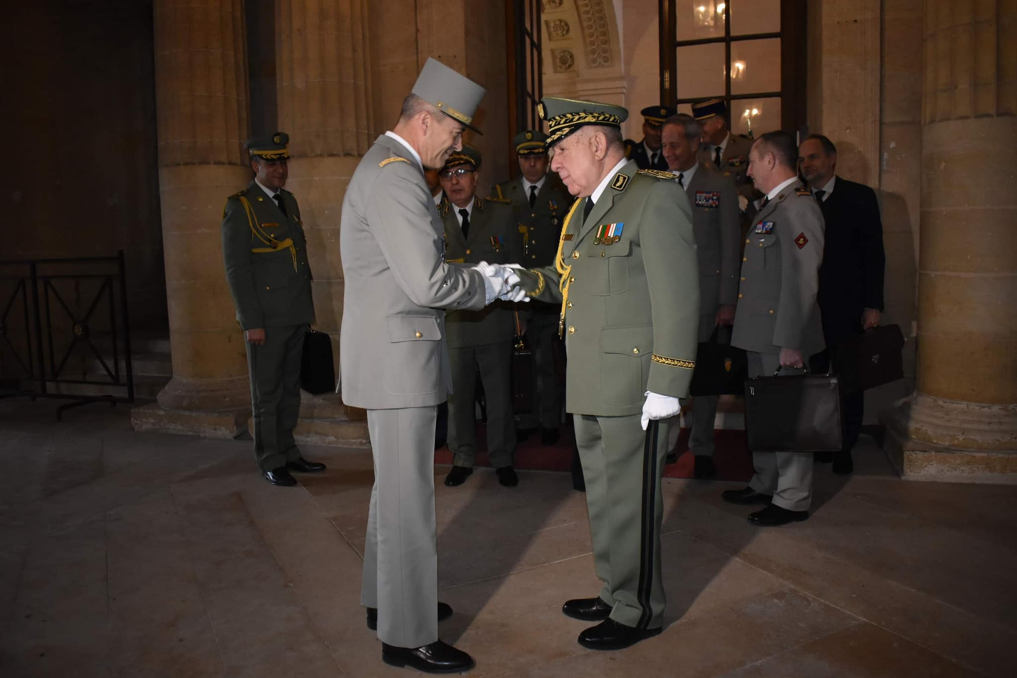 In pictures.. Lieutenant General Al-Said Chanegriha continued his official visit to France - Al-Hiwar Al-Jazairia