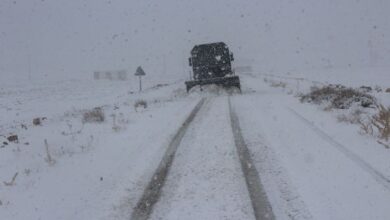 Snow accumulation causes roadblocks in Bouira and Tizi Ouzou - El Hewar Algeria