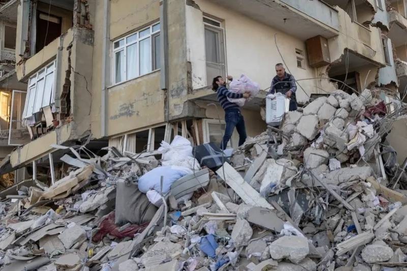 6 dead and about 562 injured as a result of the two new earthquakes in Turkey - Al-Hiwar Al-Jazairia