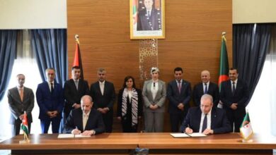 In pictures... Signing a road map to enhance economic cooperation between the two countries, Algeria and Jordan - Al-Hiwar Al-Jazaeryia