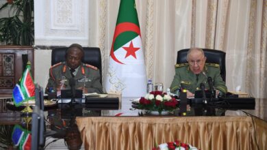 Lieutenant General Chanegriha receives the Commander of the National Defense Forces of South Africa - Al-Hiwar Algeria