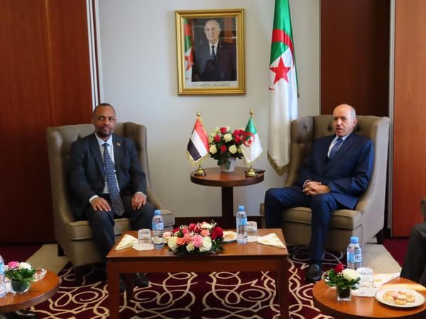 The Minister of Health receives his Sudanese counterpart - Al-Hiwar Al-Jazairia