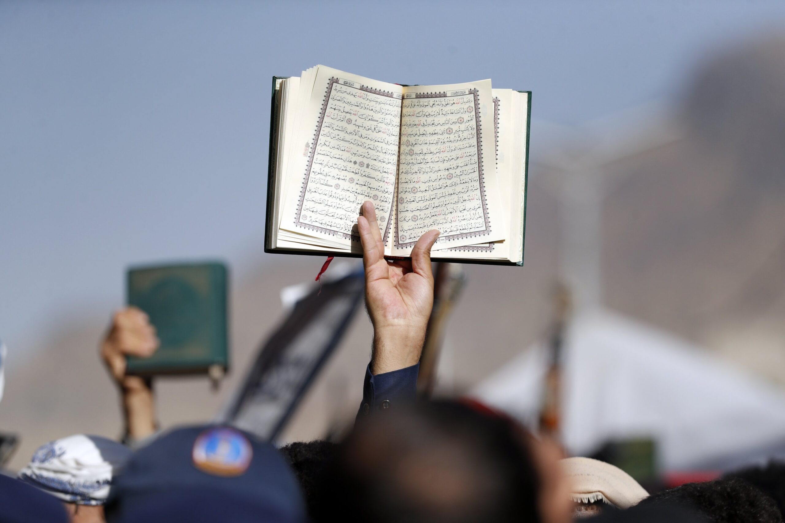 Denmark.. An extremist group attacks the Holy Quran - Al-Hiwar Al-Jazaeryia