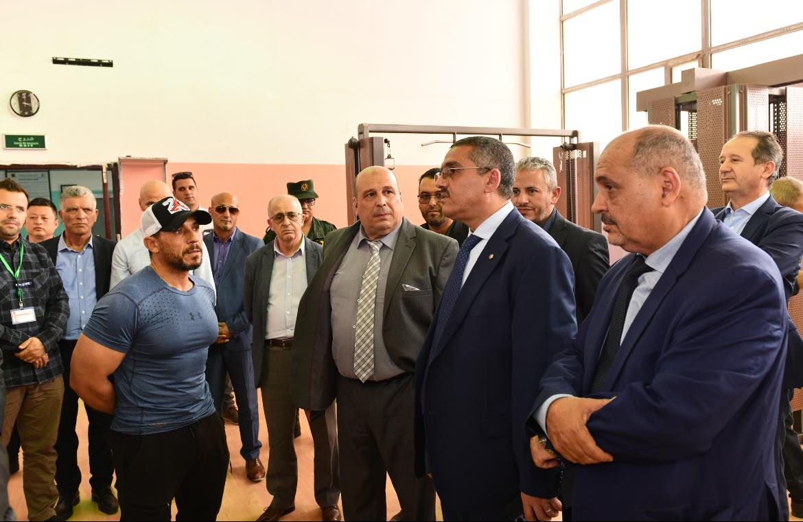 Hokkar is on a working visit and inspects the production units of the Sonatrach Zerzaytin complex in the Illizi basin - Al-Hiwar Al-Jazairia