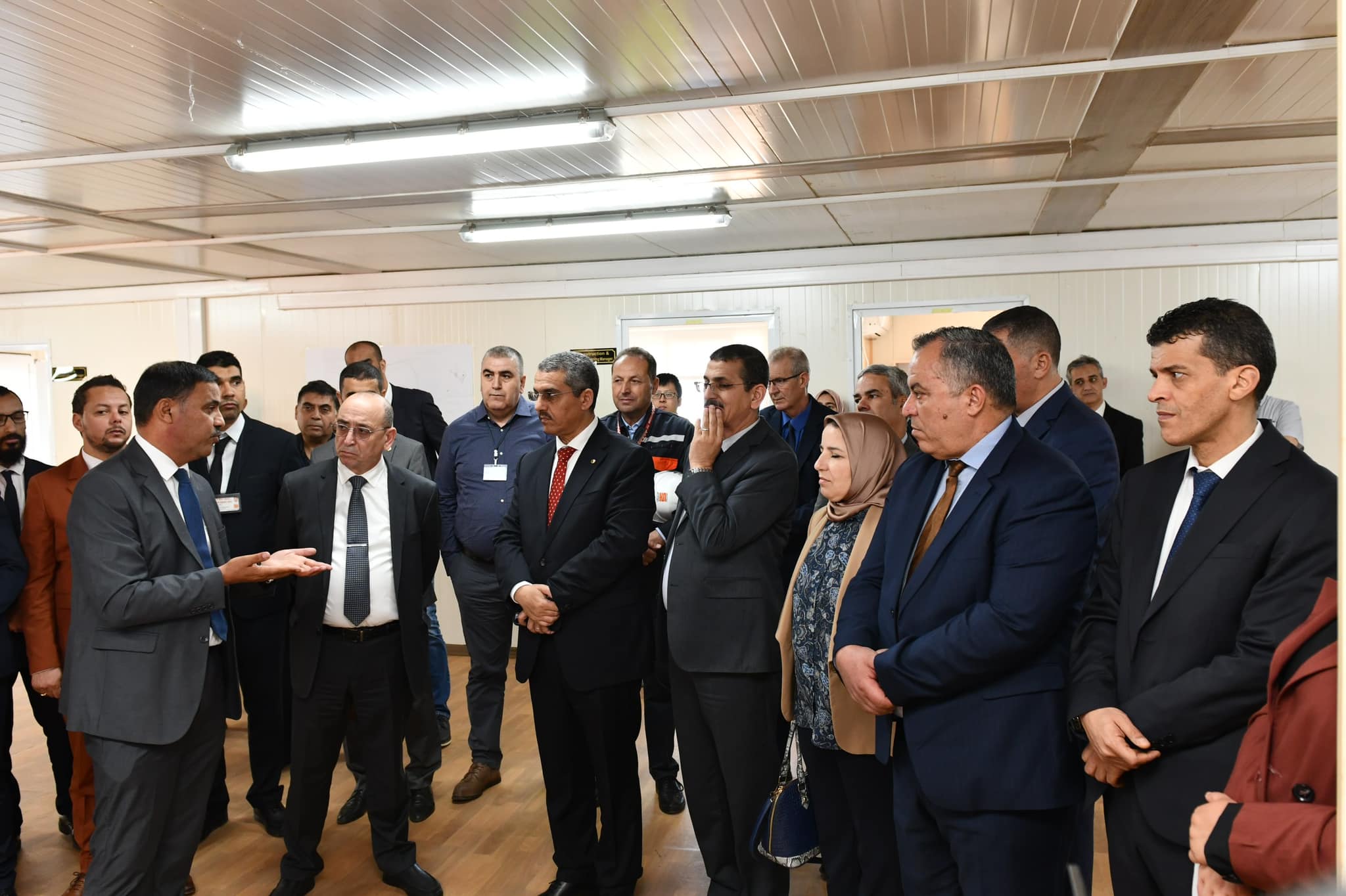 In pictures.. Hakar is on an inspection visit to the industrial zone in Arzew - Al-Hiwar, Algeria