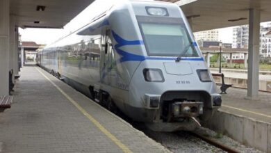 Temporary stop for trains on the Algiers-Oran-Algiers-Algeria-Houar line