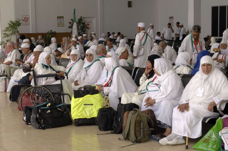 Extending the deadlines for administrative and health procedures and paying the cost of the pilgrimage until May 20 - El Hewar Algeria