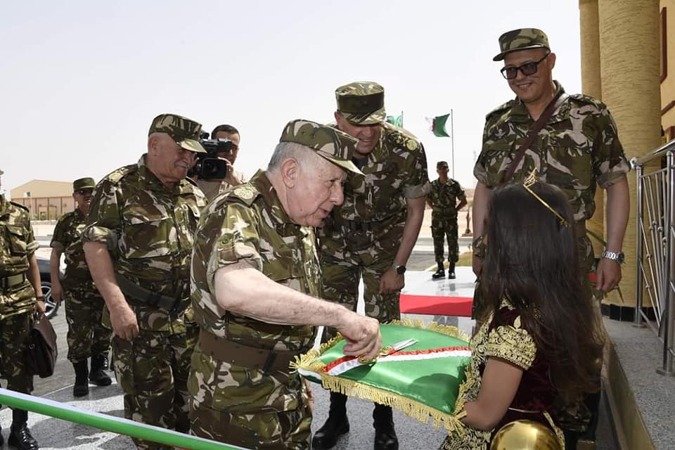 Lieutenant General Chanegriha inaugurates military installations in Bechar - Al-Hiwar Algeria