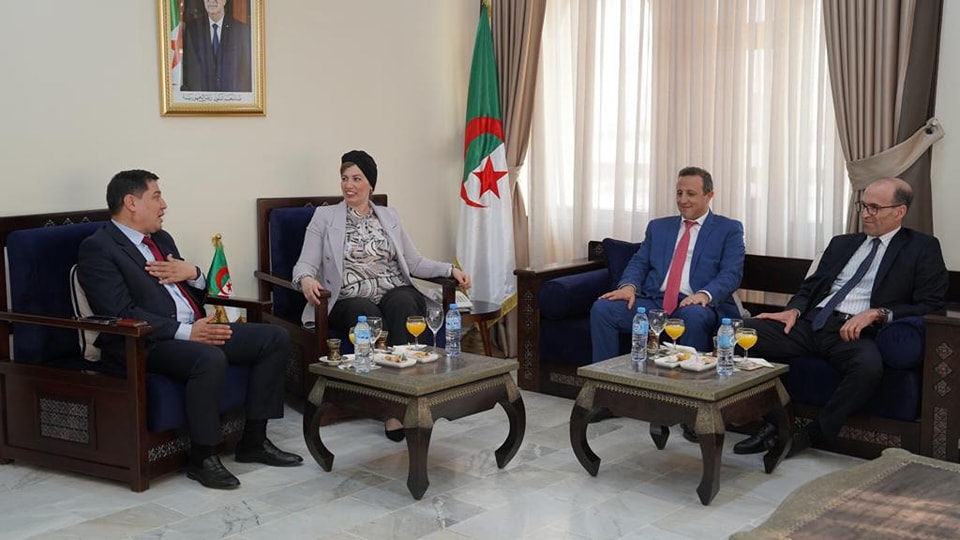 Moulouji receives the President of the Association of Banks and Financial Institutions - Al-Hiwar Algeria