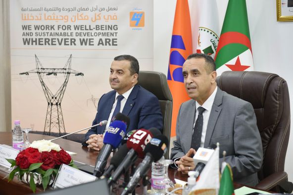 Sonelgaz.. Signing contracts for the completion of the project to connect the independent electrical network to the national electrical network - Al-Hiwar Algeria