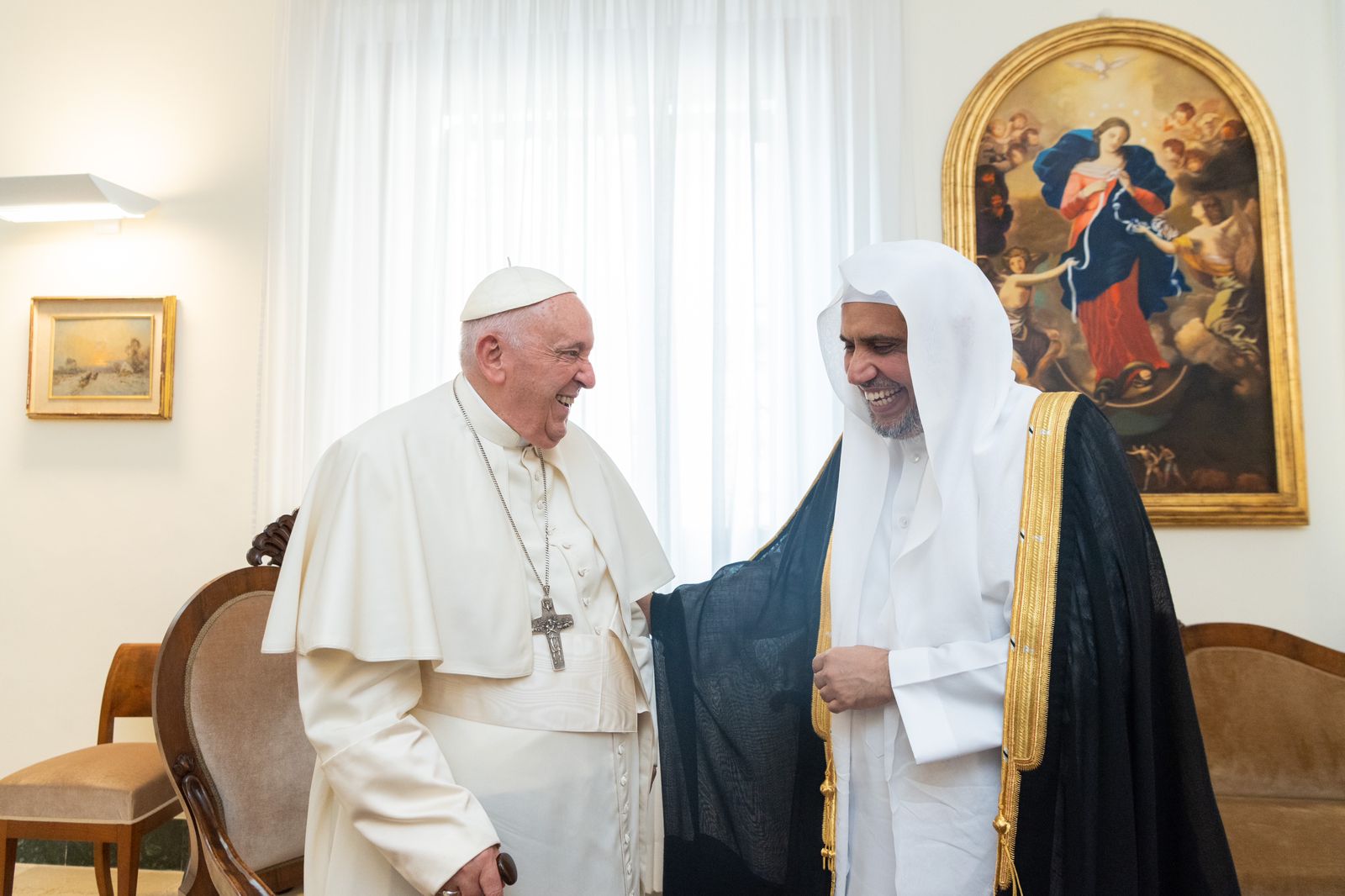 The Pope of the Vatican hosts the Secretary General of the Muslim World League - Al-Hiwar Al-Jazaery