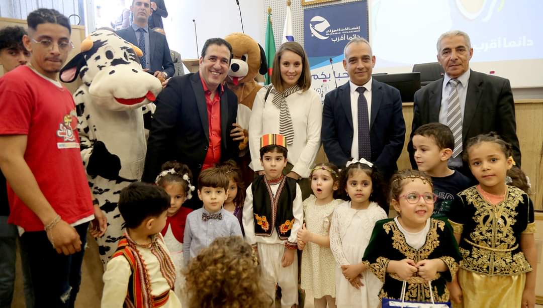 Algeria Telecom participates with children in their national holiday - Al-Hiwar Al-Jazairia