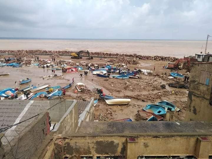 The Ministry begins pouring exceptional grants for fishermen affected by the floods in the Algerian state of Tipaza-El Hewar