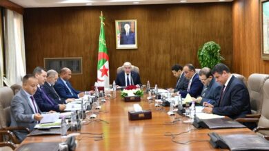 The office of the council is studying proposed amendments to the texts of the profession of judicial record and the protection of state lands - the Algerian dialogue