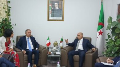 Trade Minister Tayeb Zitouni receives the Italian Minister for Projects - Al-Hiwar Al-Jazairia