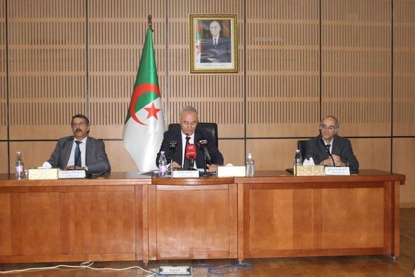Fayed supervises the installation of the members of the National Taxation Council - Al-Hiwar Al-Jazairia