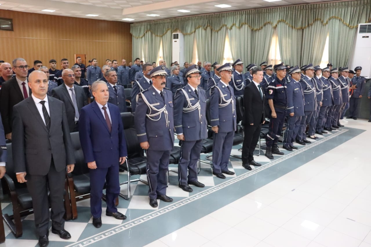 Promotion of 5424 members of the Civil Protection to various ranks - Al-Hiwar Al-Jazaeryia