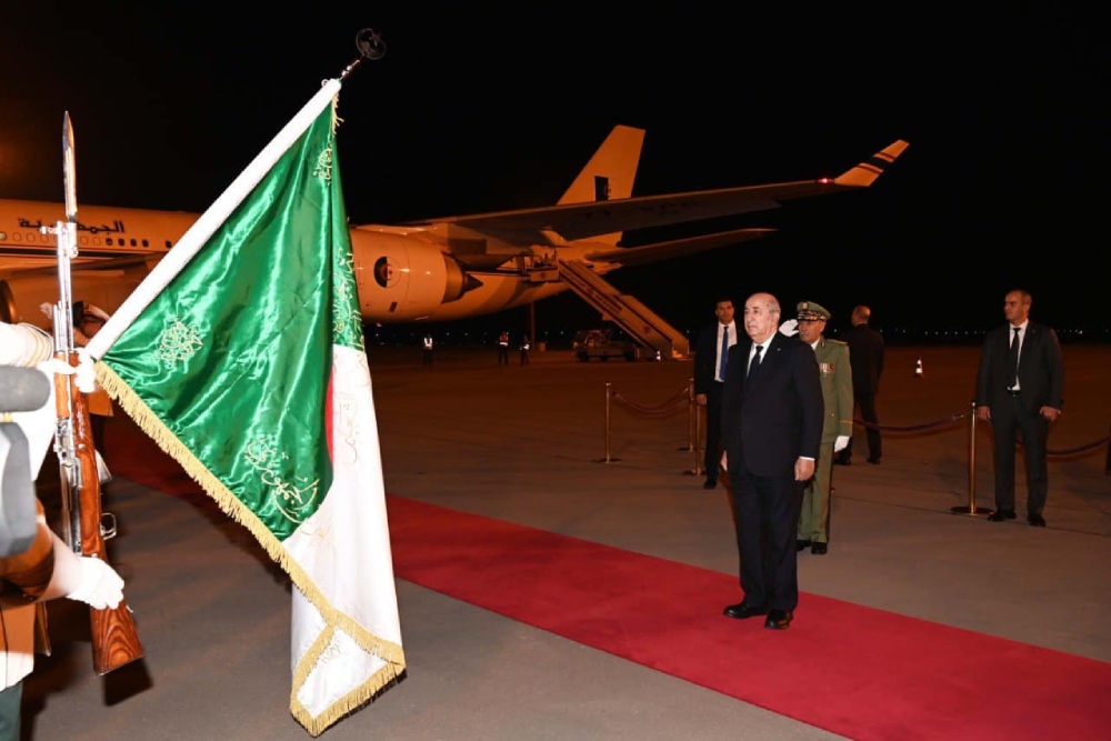 The President of the Republic returns to Algeria