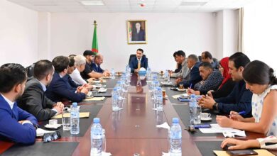 The Minister of Communications meets with the directors of the Algerian private television channels - Al-Hiwar