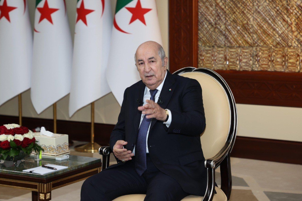 President Tebboune congratulates Zahour and Nissi on her honor