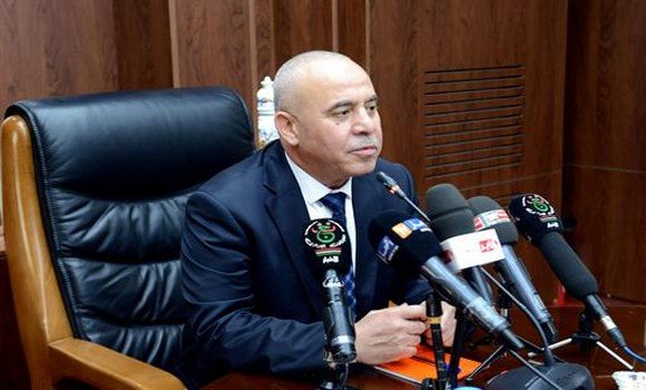 Sharfa assumes his duties as head of the Algerian Ministry of Agriculture - Al-Hiwar