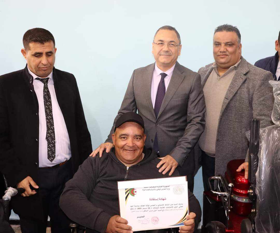 Al-Tarif.. Distribution of 34 motorcycles and wheelchairs to people of determination - Algerian Al-Hiwar