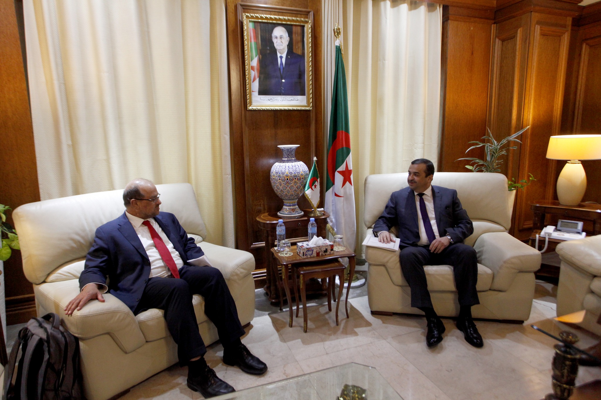 Arkab receives a delegation from the International Monetary Fund - Algerian Dialogue