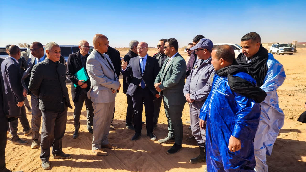 Zitouni inspects the site of the free zone in Tindouf - Al-Hiwar Algeria