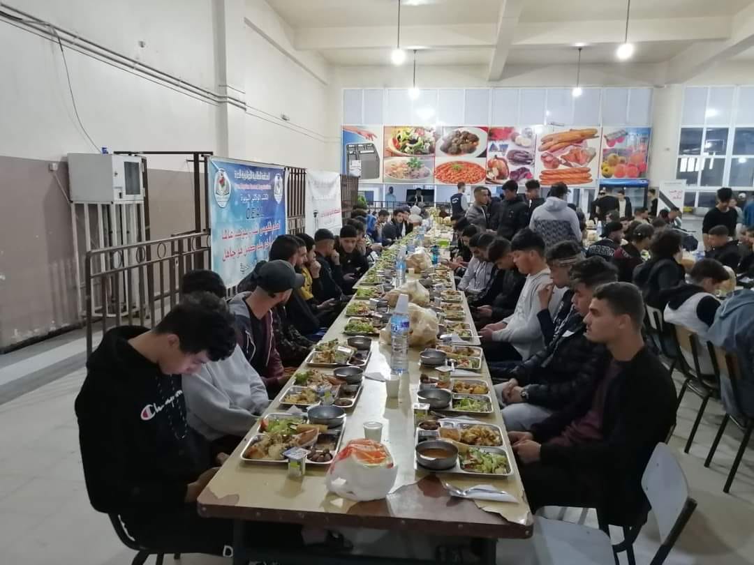 Iftar in honor of 80 Palestinian students studying in Constantine - New Algeria